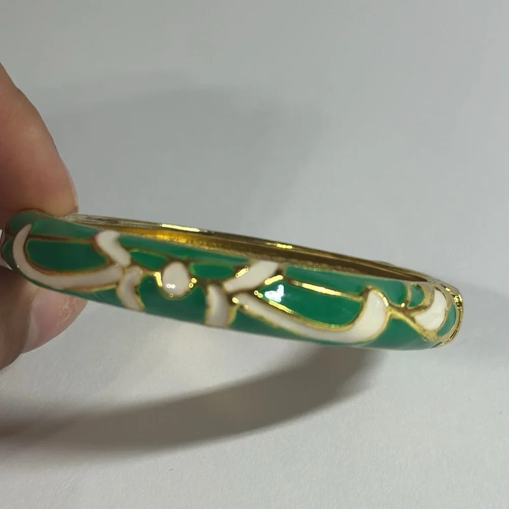 Set‎ of 2 Purple Green Enamel Snap Shut Bracelets